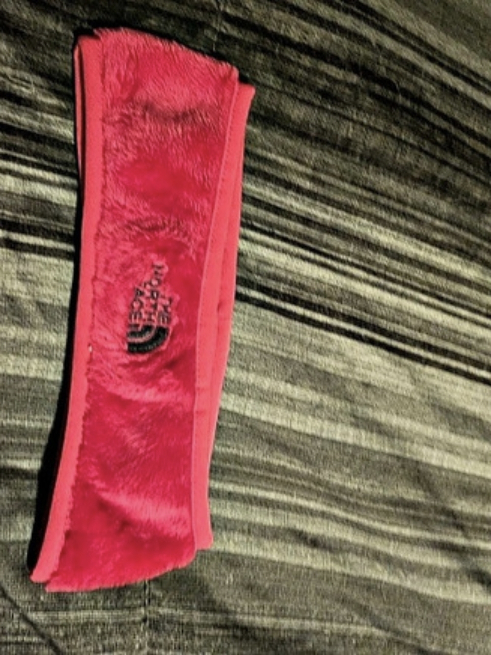 The North Face Osito Fleece Earband / Headband in Pink